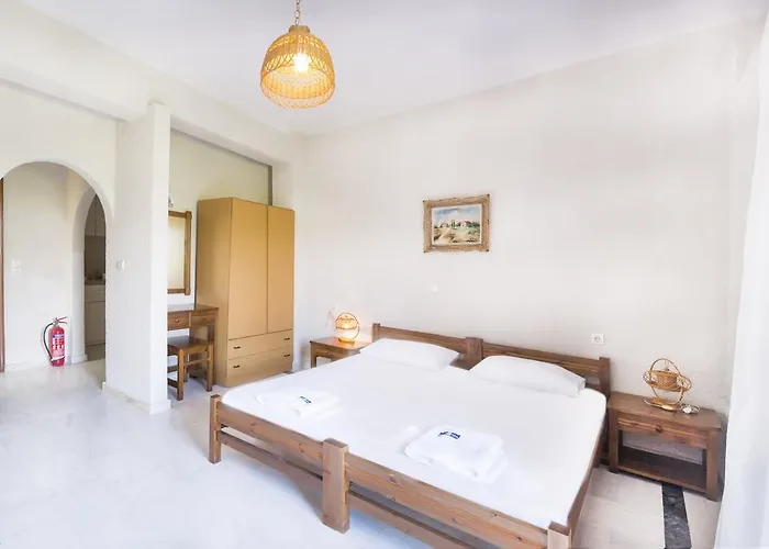 شقة Margarita Petalídhion